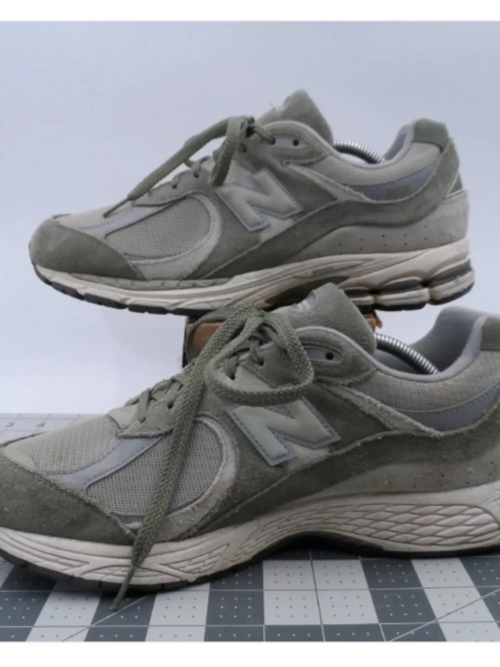 New Balance U2002RCA Running Shoes Dark Olive/Grey Men Size 10.5 Women 12